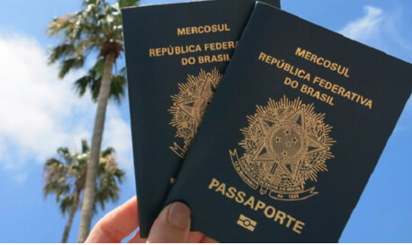 Quais documentos preciso para entrar em Miami como turista?