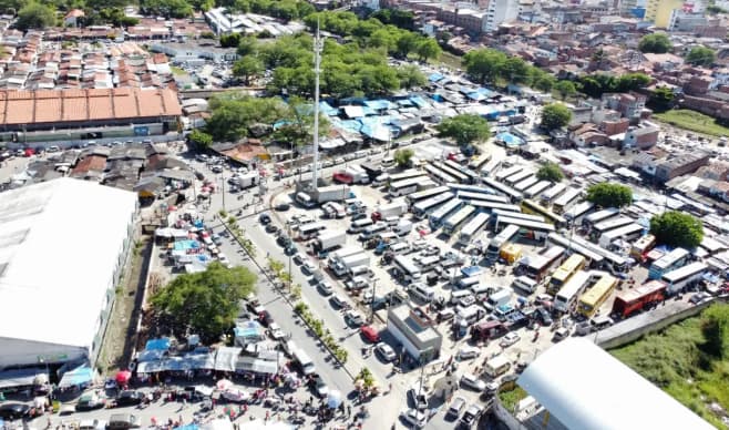 Qual o dia da Feira da Sulanca de Caruaru?