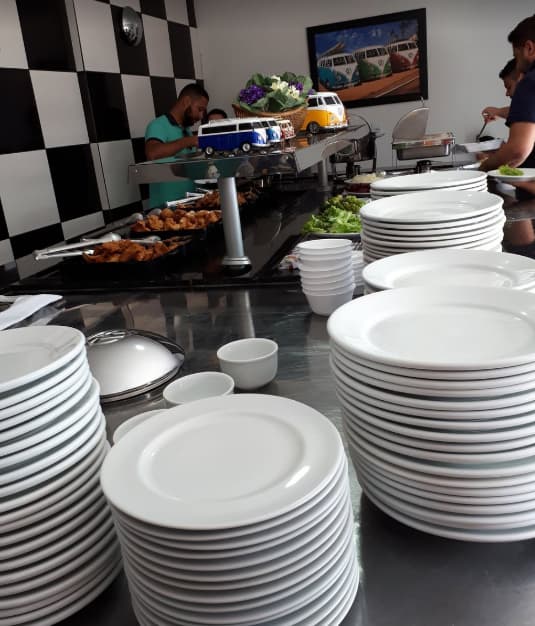 Onde posso encontrar restaurantes baratos em Tramandaí?