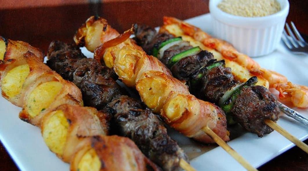 Quais são os restaurantes baratos em Americana?