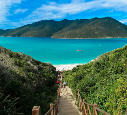 É perigoso ir para Arraial do Cabo de carro?