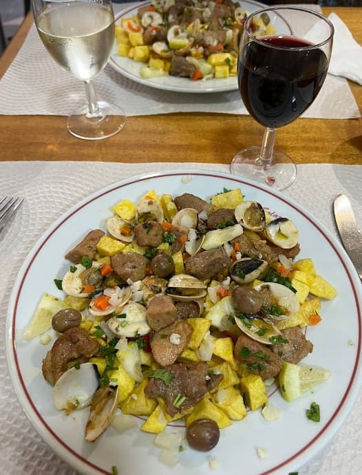 Onde encontrar restaurantes baratos em Leiria?