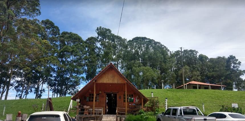 Alguém já fez a Rota do Lagarto, em Pedra Azul? Vale o passeio?